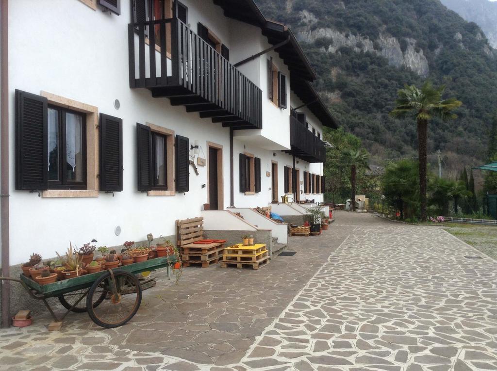 Residence Mezzosole Riva del Garda Cameră foto