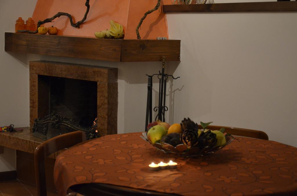 Residence Mezzosole Riva del Garda Cameră foto
