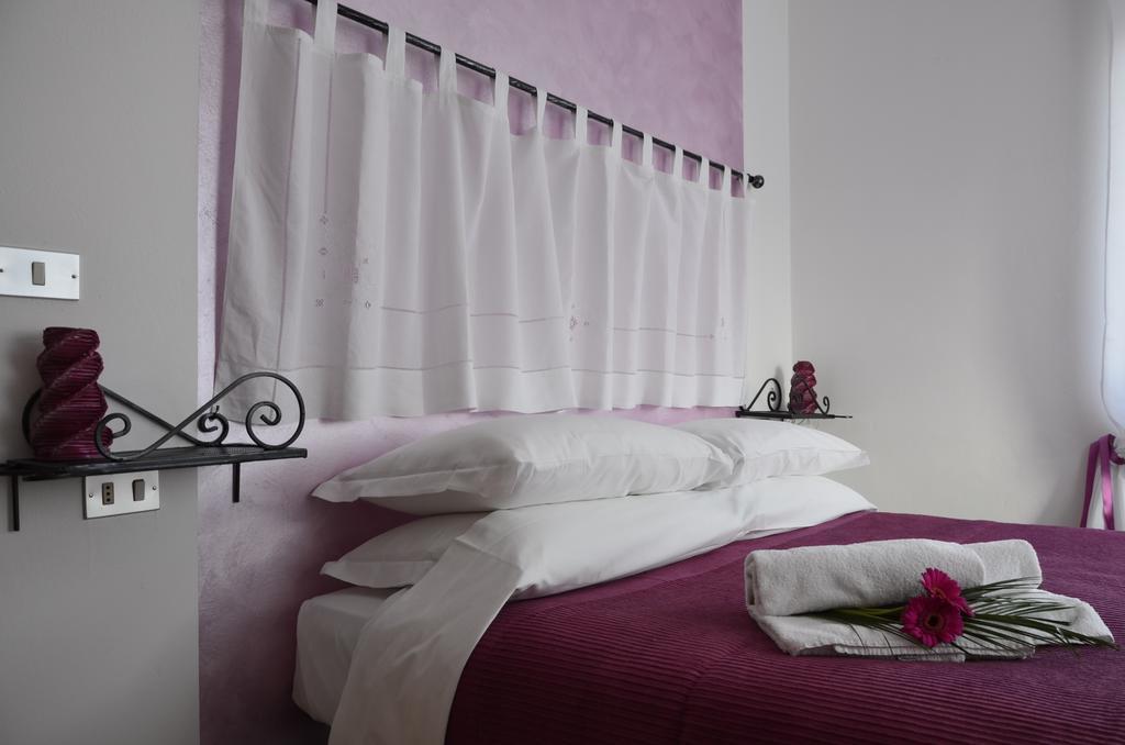 Residence Mezzosole Riva del Garda Cameră foto